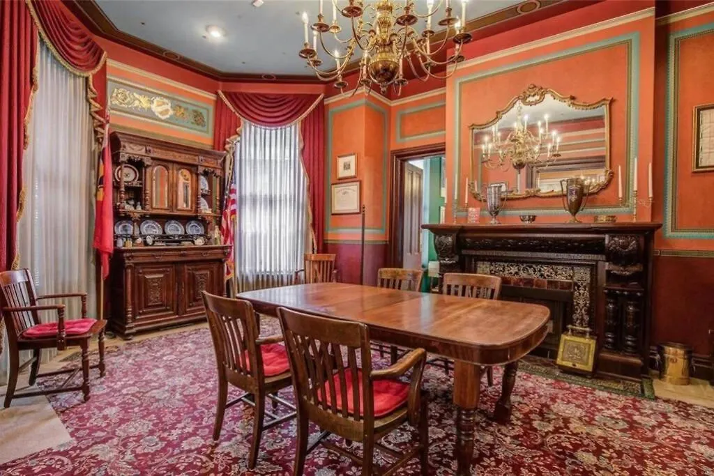 City House Saint Louis 0*,